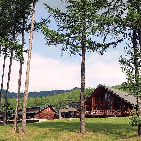 Log Hotel Larch Lake Kanayama Minamifurano Exterior foto