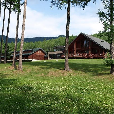 Log Hotel Larch Lake Kanayama Minamifurano Exterior foto