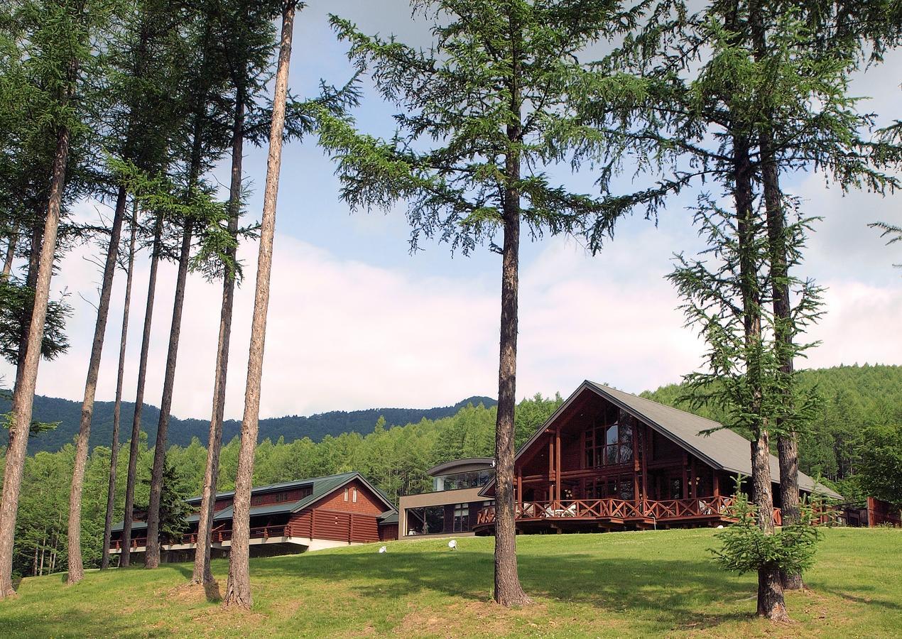 Log Hotel Larch Lake Kanayama Minamifurano Exterior foto